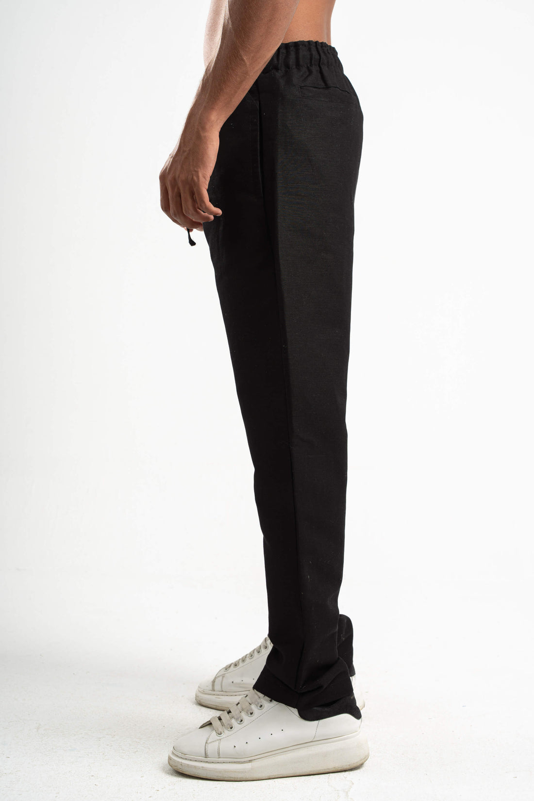 BLACK REGULAR FIT LINEN PANTS