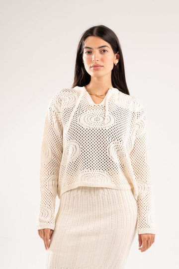 CREAMY BREEZE CROCHET STRING TOP