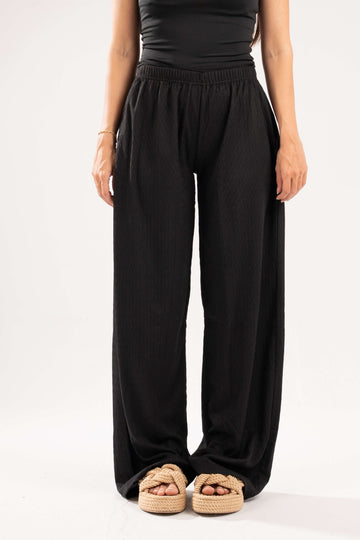 BLACK WRINKLED PANTS