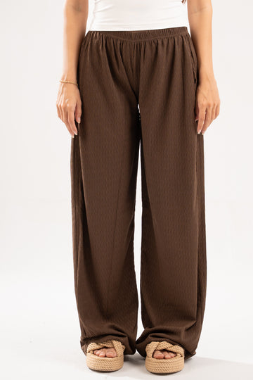 BROWN WRINKLED PANTS
