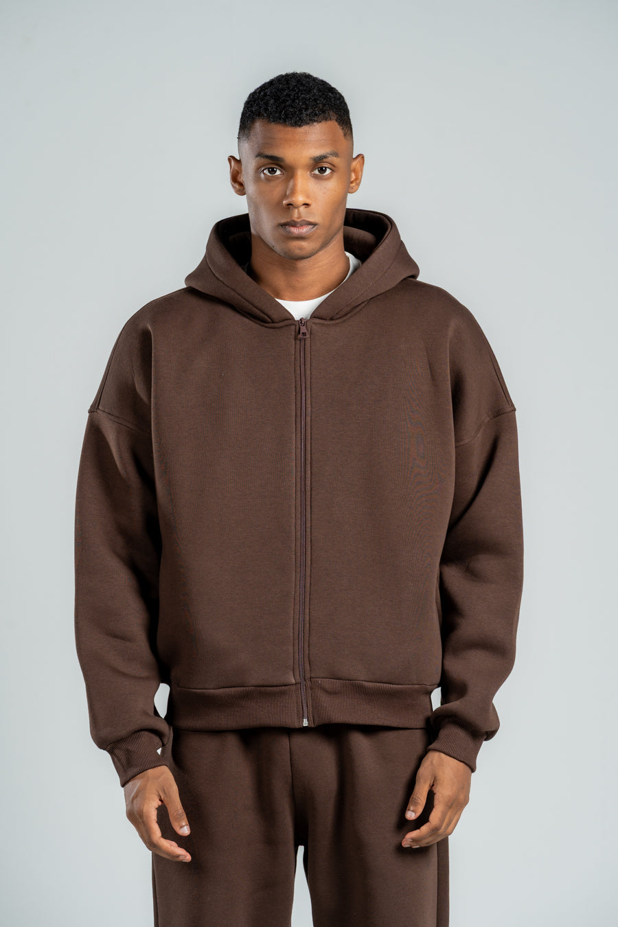 DARK BROWN ESSENTIAL ZIP UP HOODIE