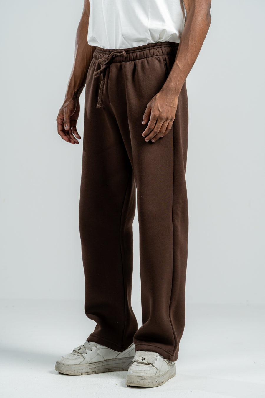 DARK BROWN RELAX FIT SWEATPANTS