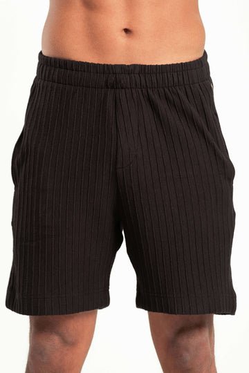 BLACK WAVY PLEATED SHORT