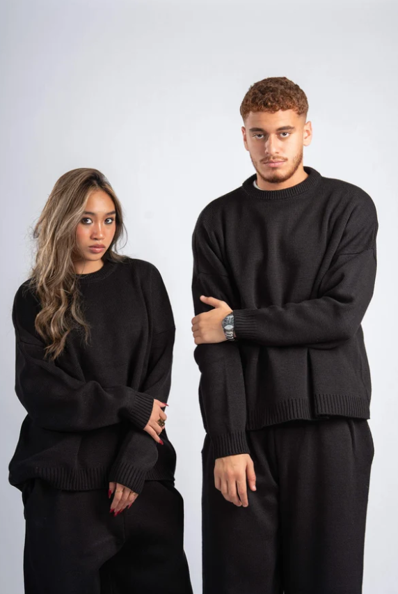 MEN KNITTED