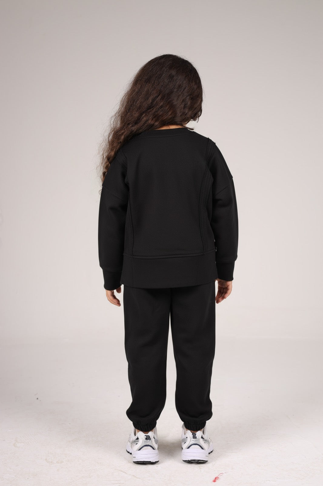 BLACK MINI CREWNECK