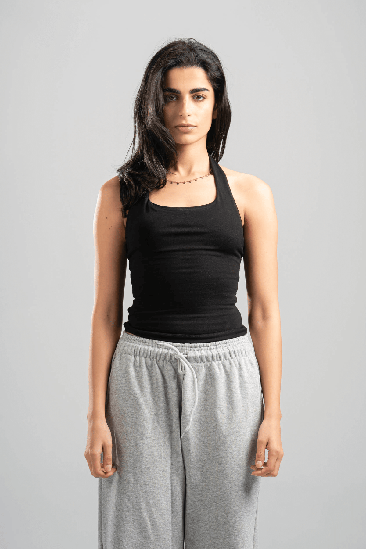 HALTER NECK BASIC TOP