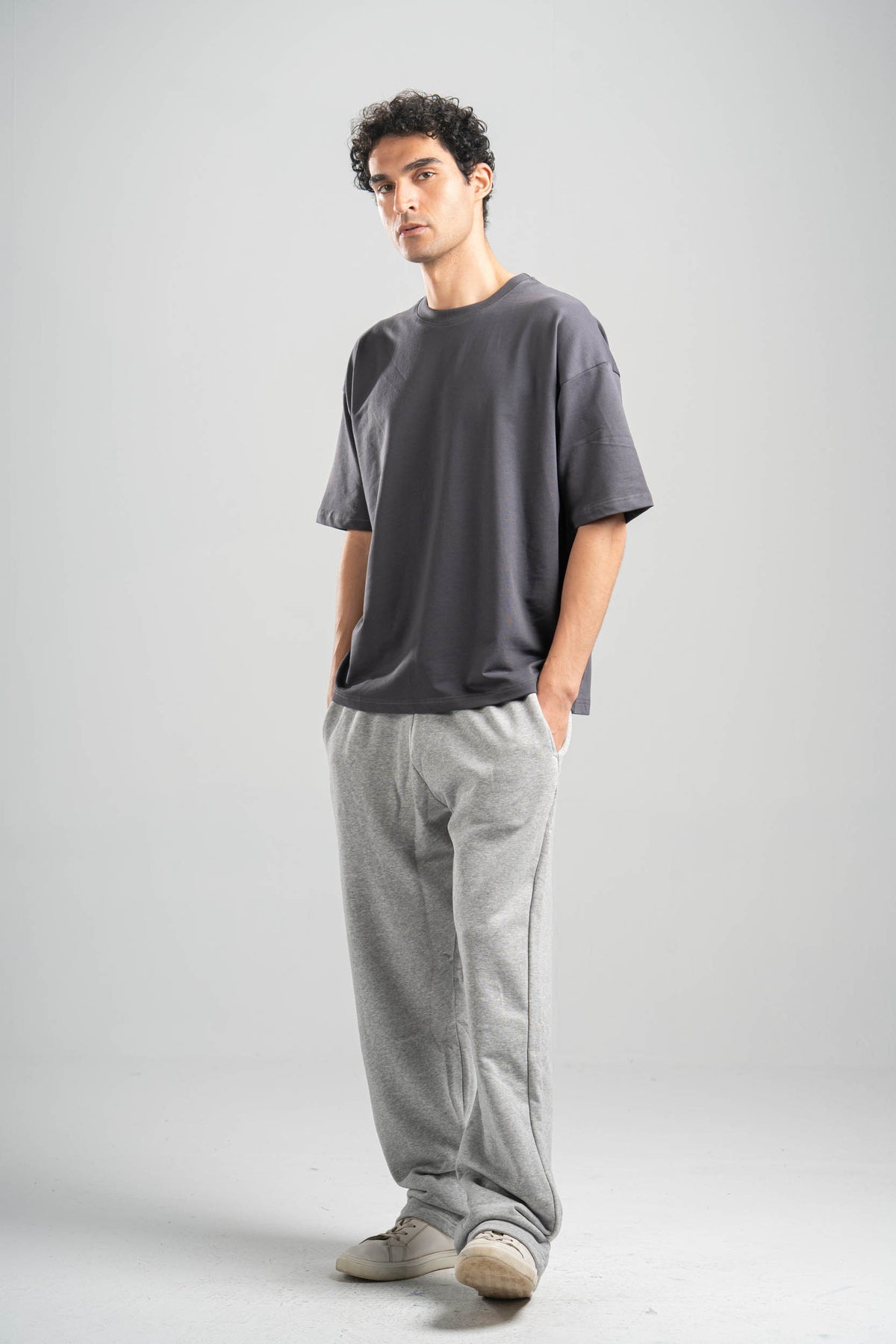 ASH GREY RELAXED LIGHTWEIGHT SWEATPANTS