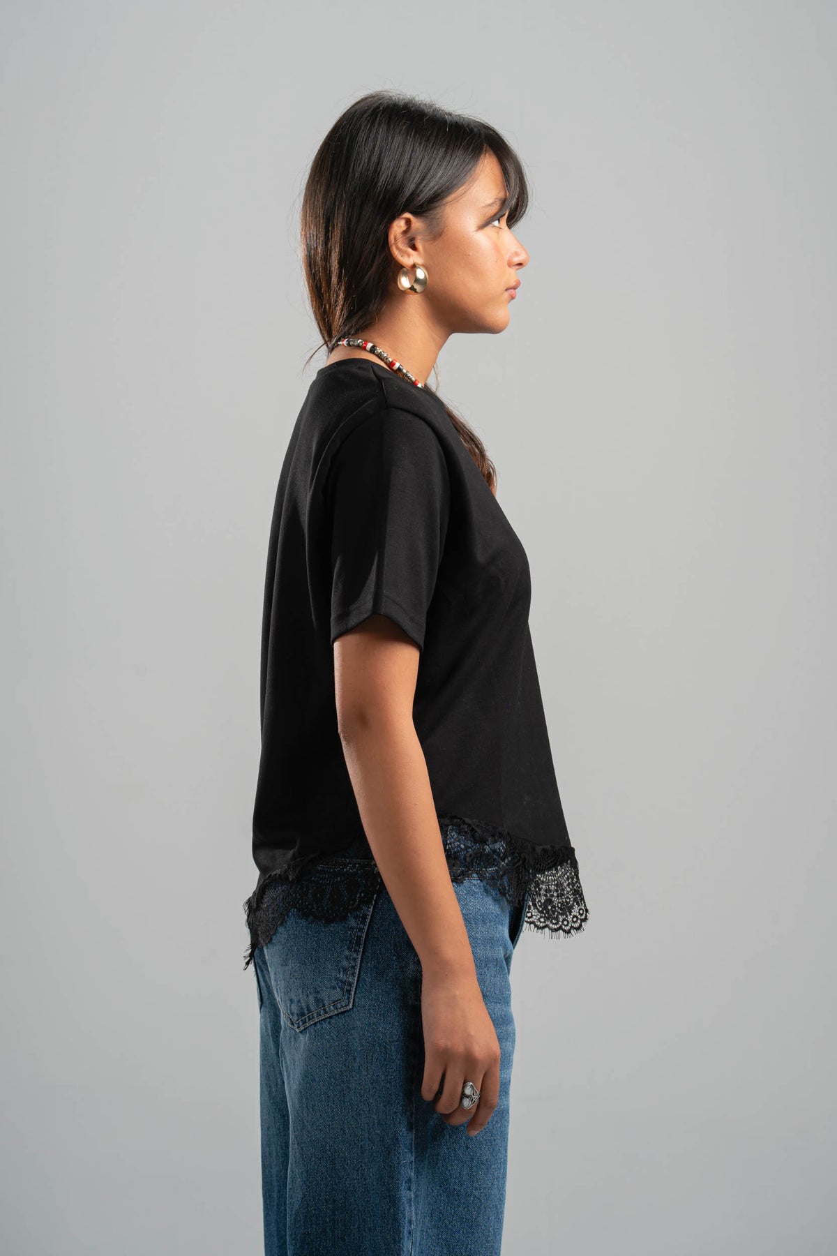 BLACK ASYMMETRIC TOP WITH LACE