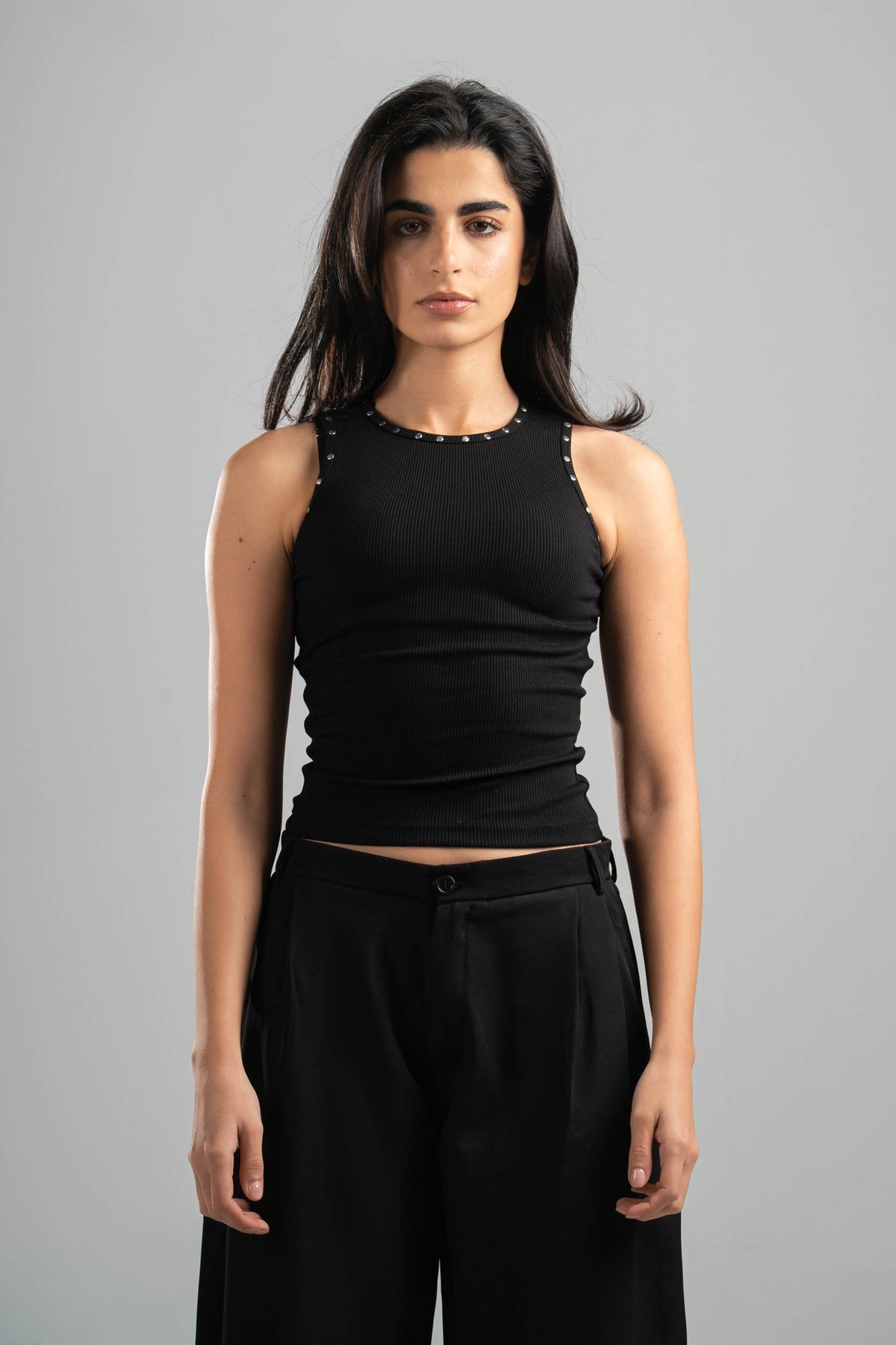RIBBED TANK TOP WITH STUDS