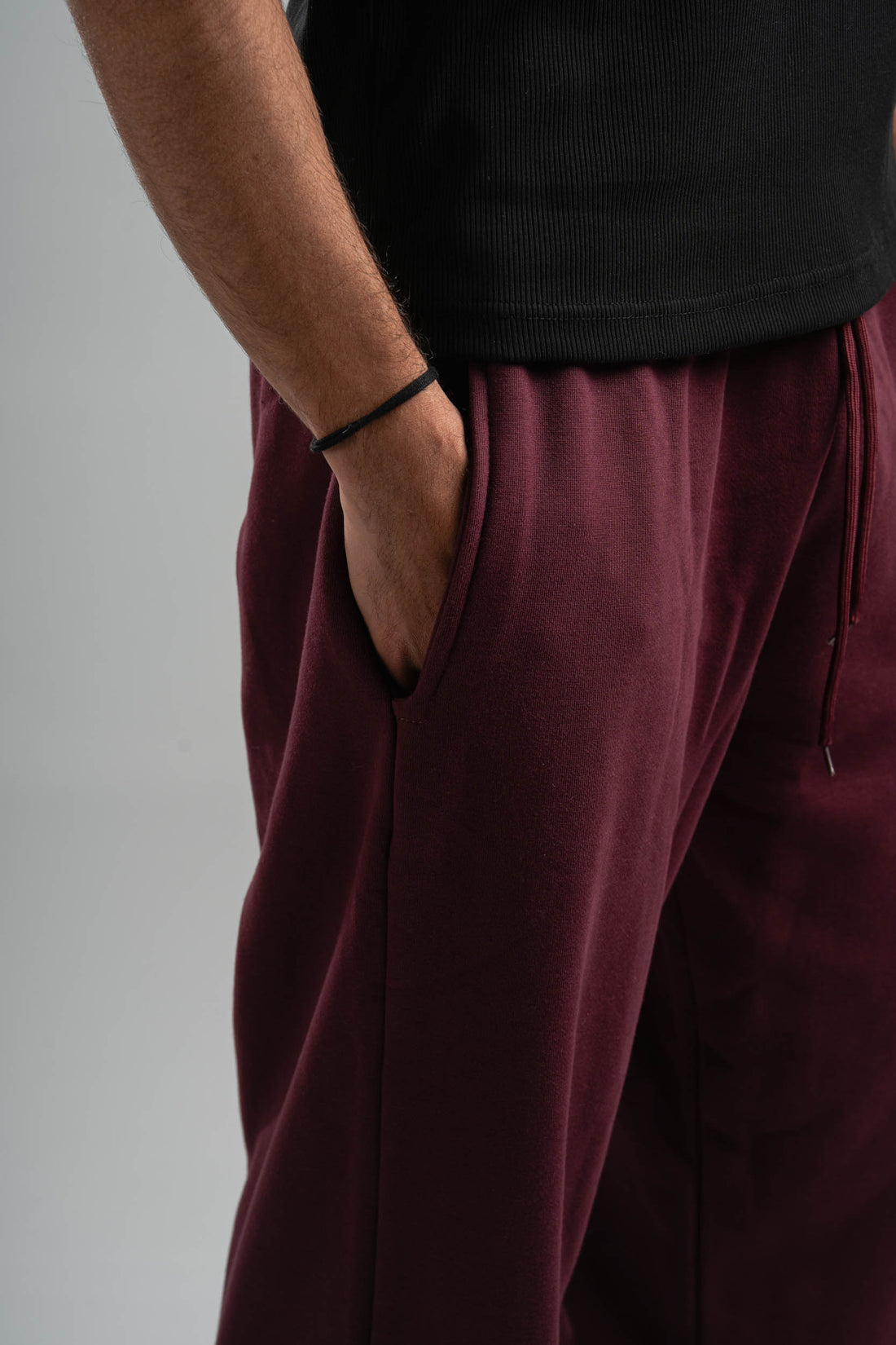 BURGUNDY RELAXED LIGHTWEIGHT SWEATPANTS