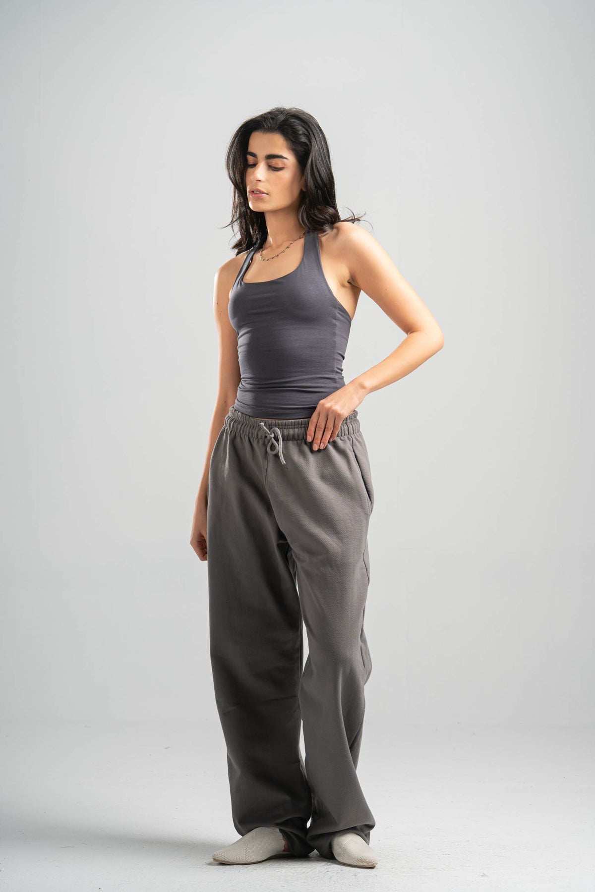 DARK GREY RELAXED LIGHTWEIGHT SWEATPANTS