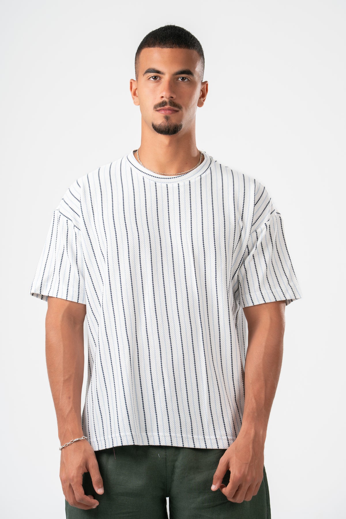 TEXTURED STRIPED TEE