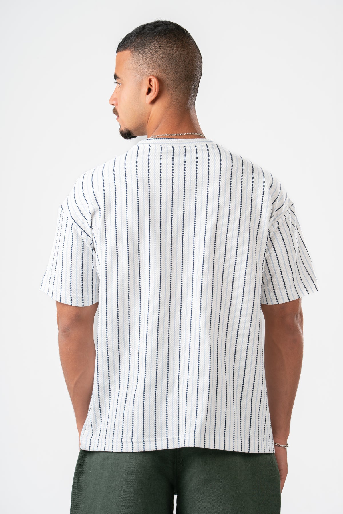 TEXTURED STRIPED TEE