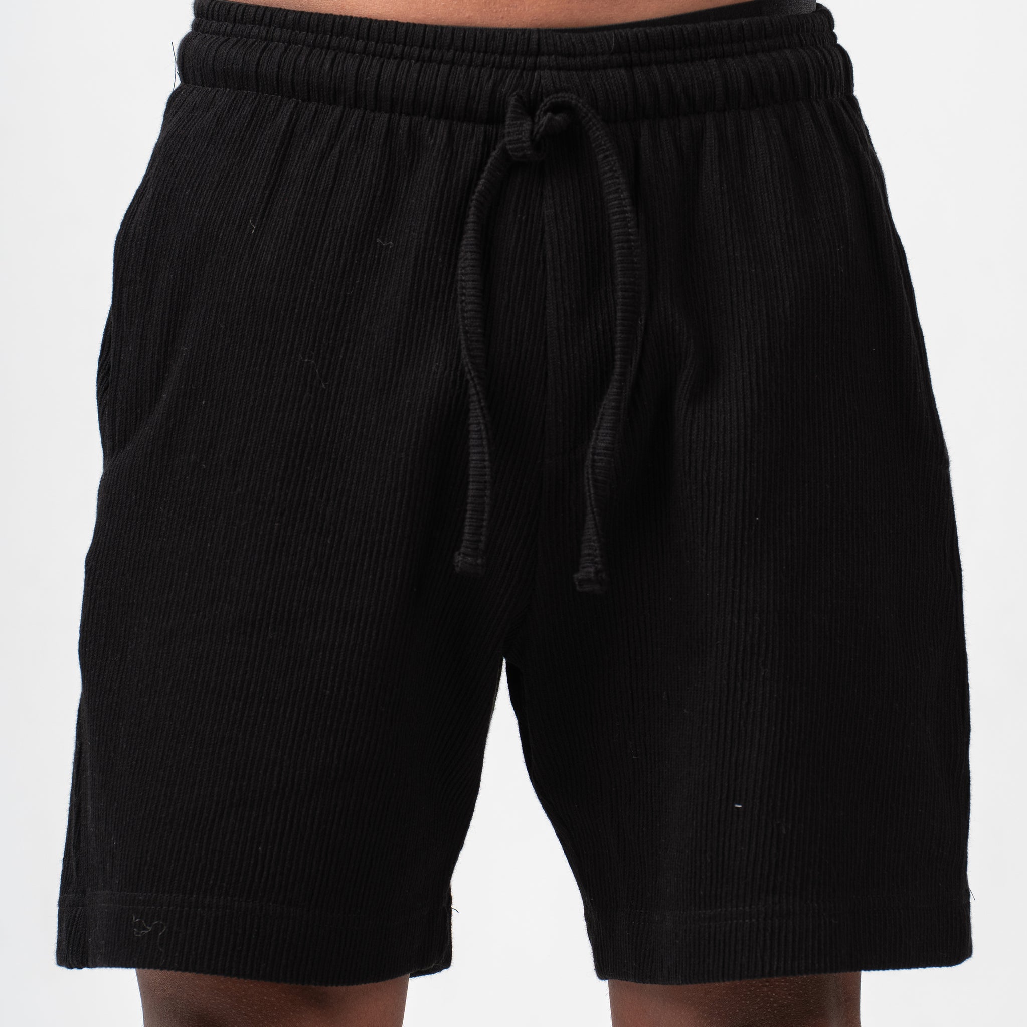 BLACK RIDGED SHORT