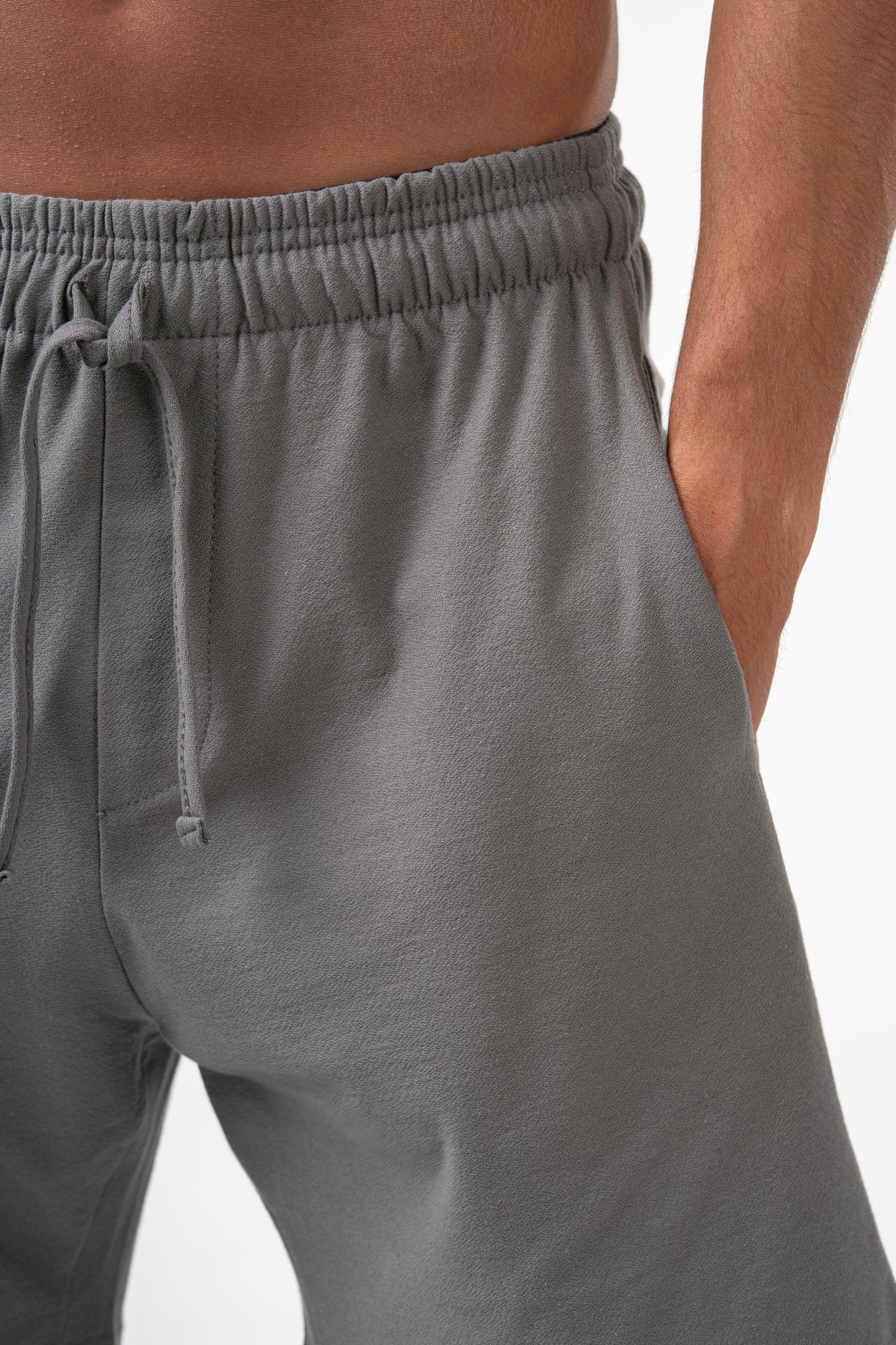 DARK GREY DUSTY SHORT