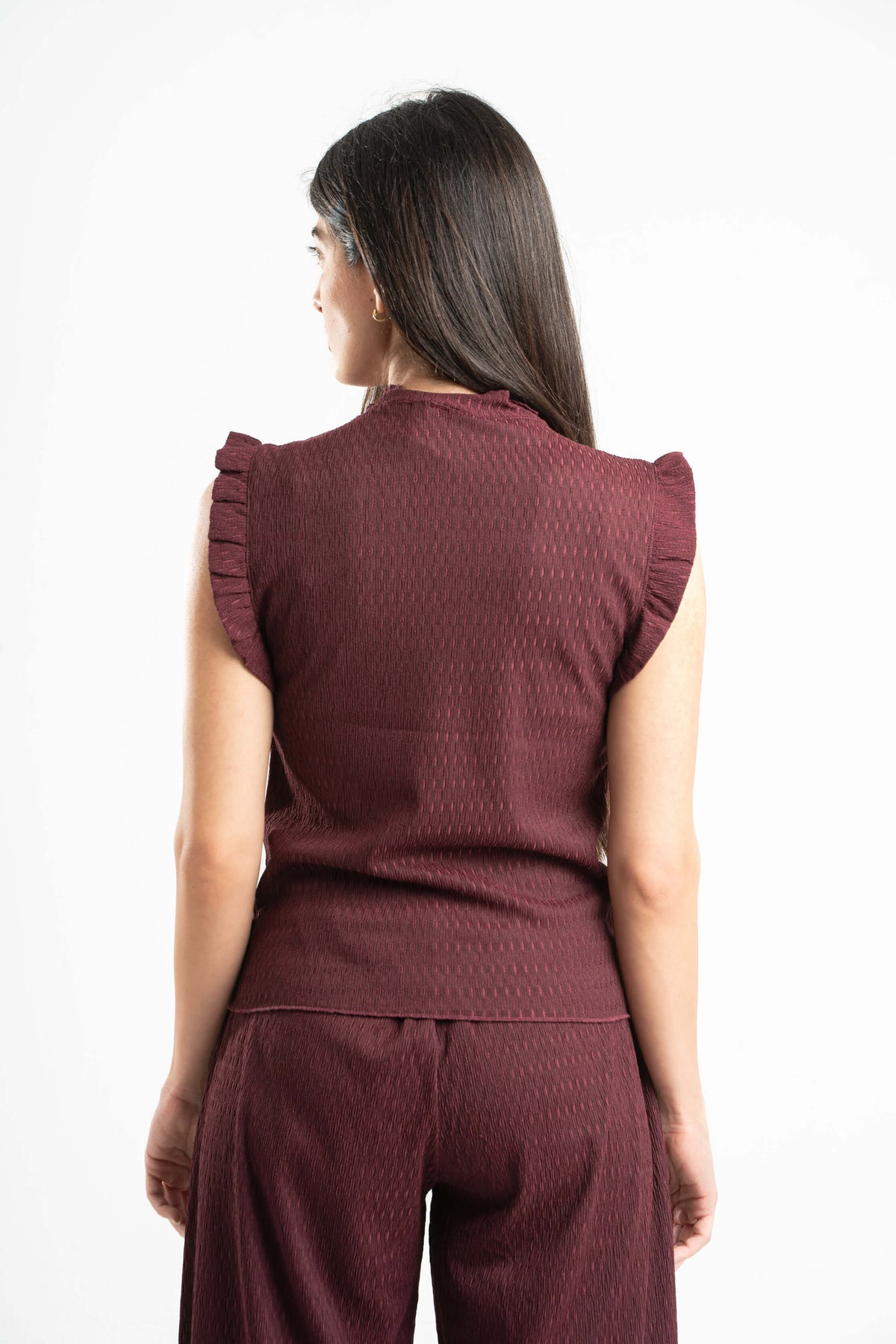 BURGUNDY WRINKLED RUFFLED TOP