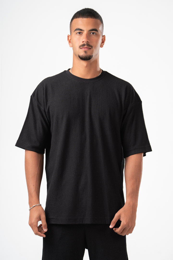 BLACK MINIMAL RIBBED BOX-TEE