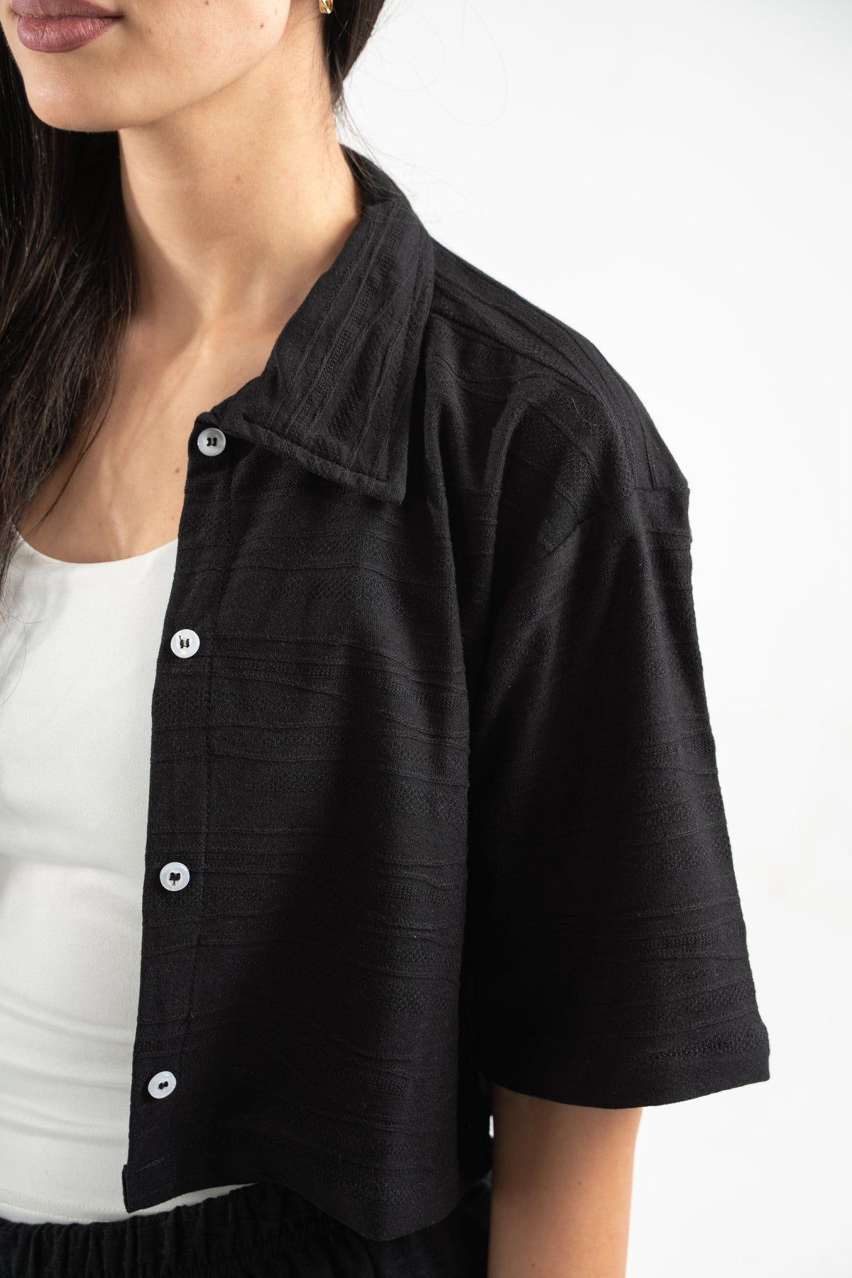 BLACK WAVE TEXTURED SHIRT