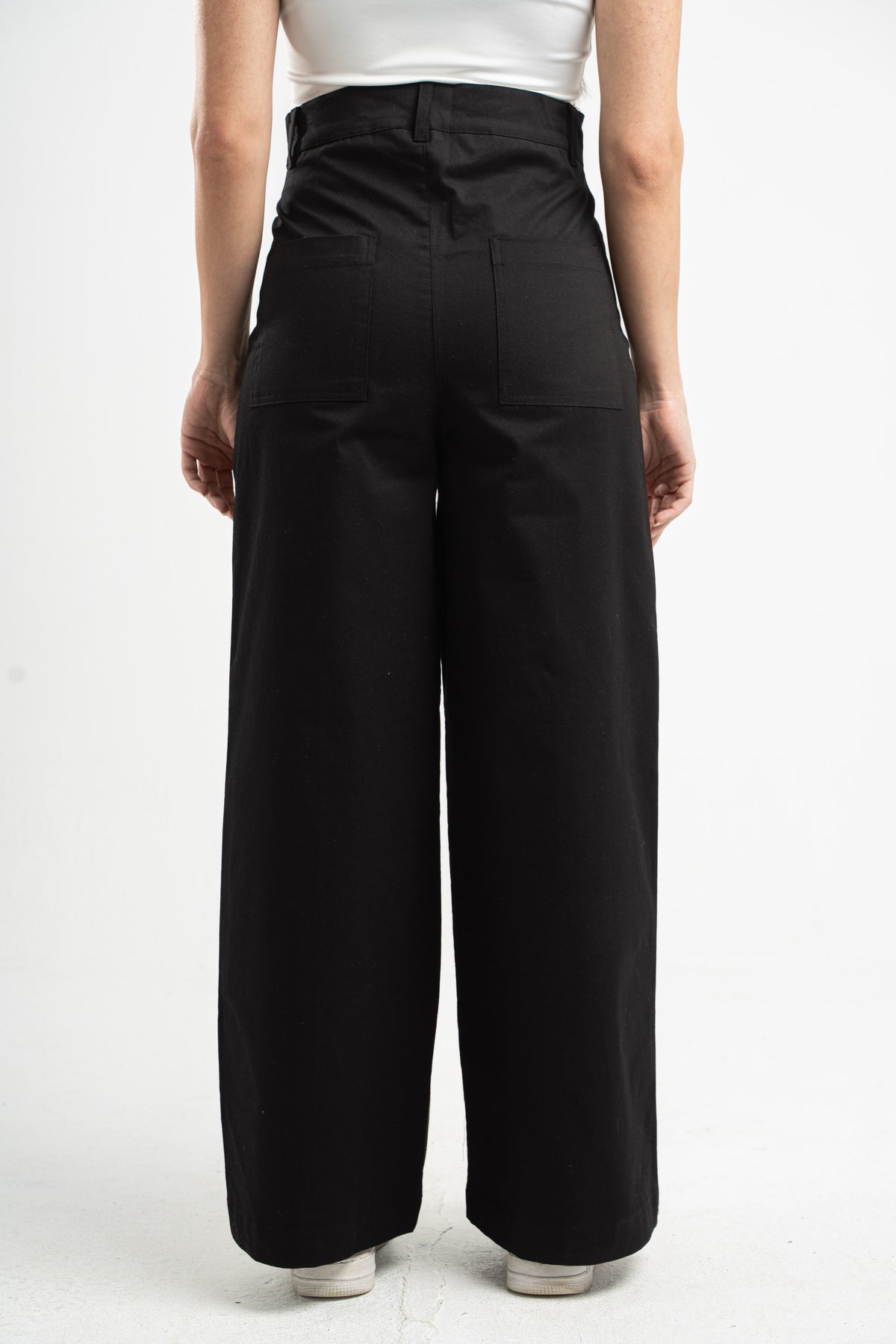 BLACK CLEAN CUT WIDE-LEG PANTS