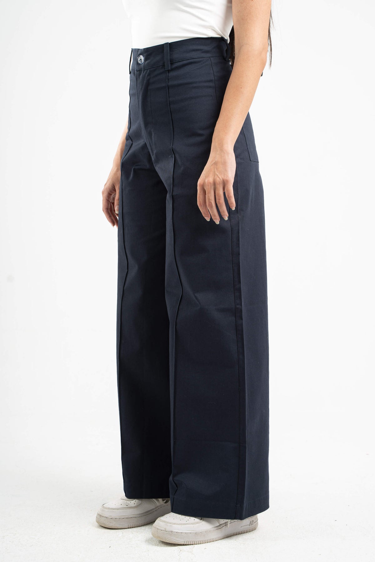 NAVY BLUE CLEAN CUT WIDE-LEG PANTS