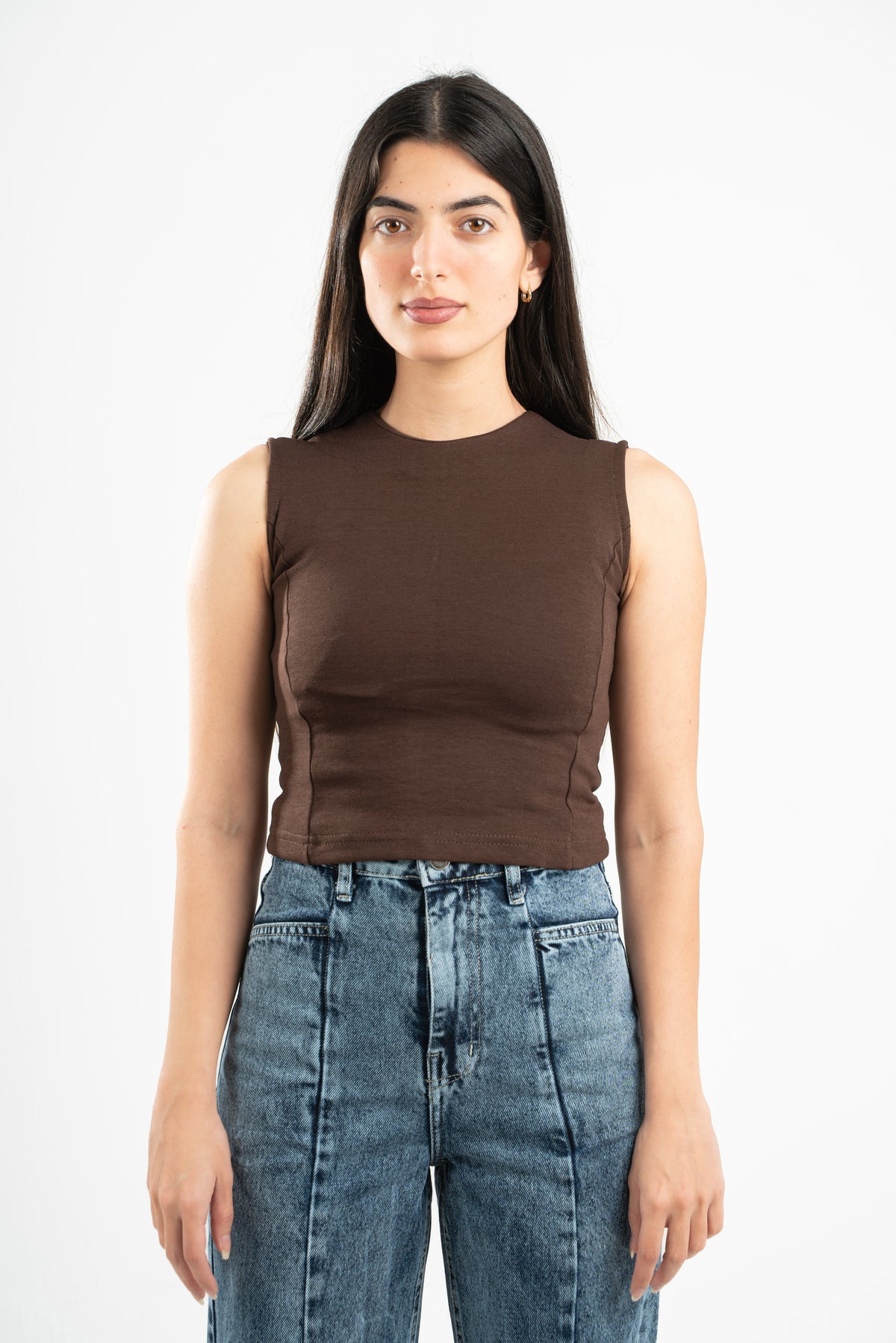 BROWN SLEEVELESS FITTED TOP