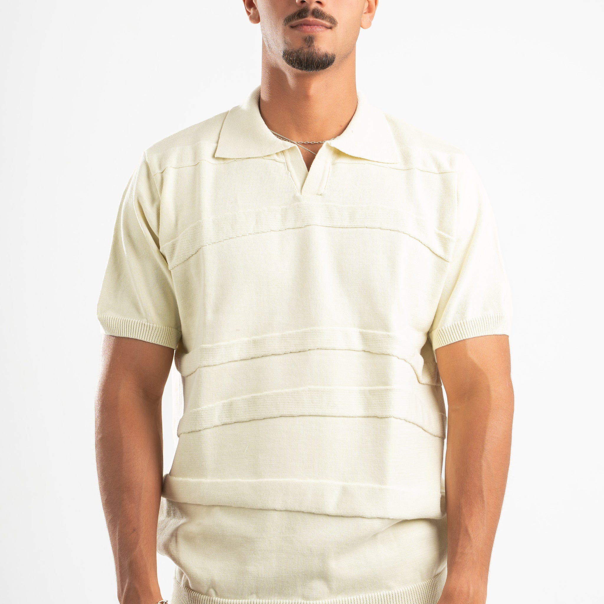 CREAMY RAW LINES KNIT POLO