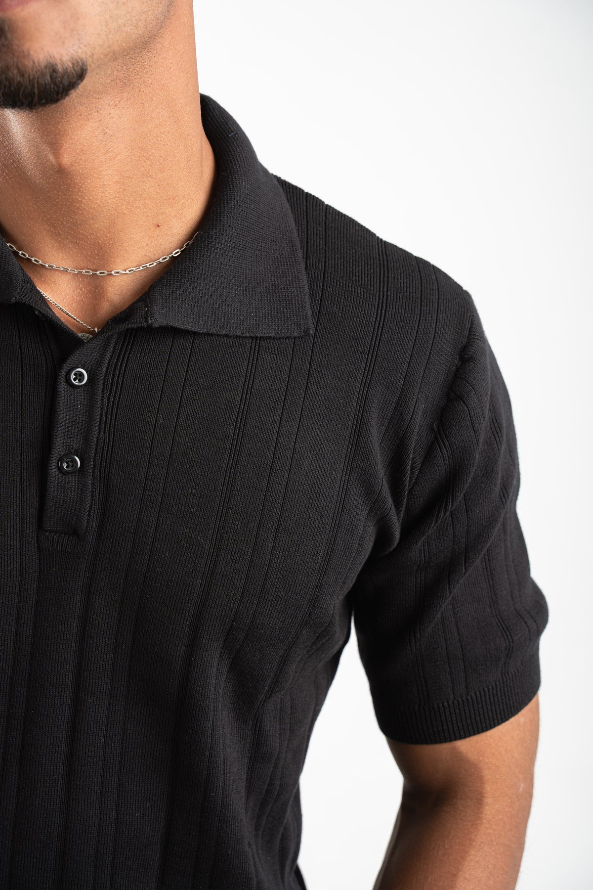 BLACK RIBBED KNIT POLO 09