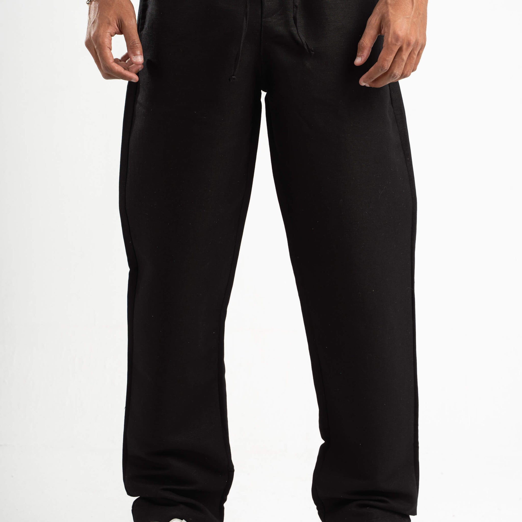 BLACK REGULAR FIT LINEN PANTS