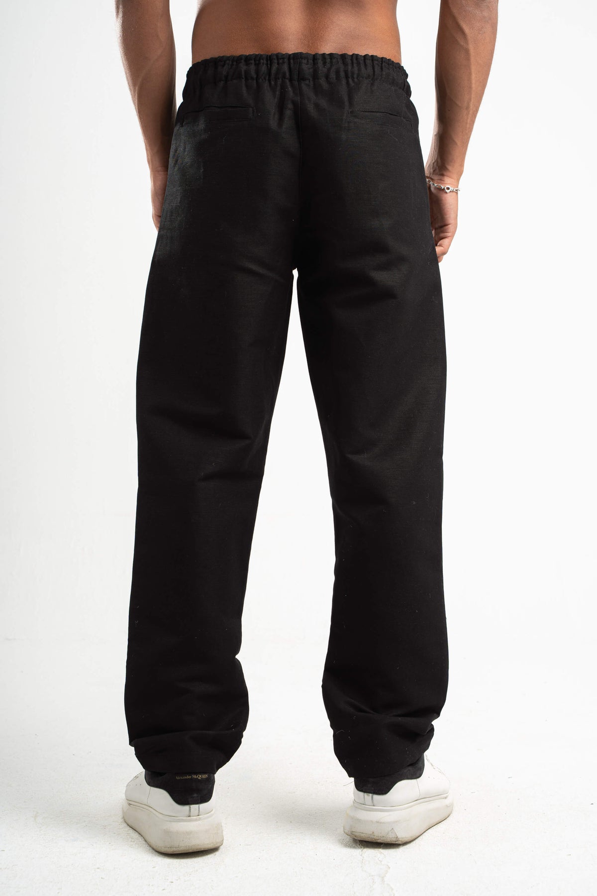 BLACK REGULAR FIT LINEN PANTS