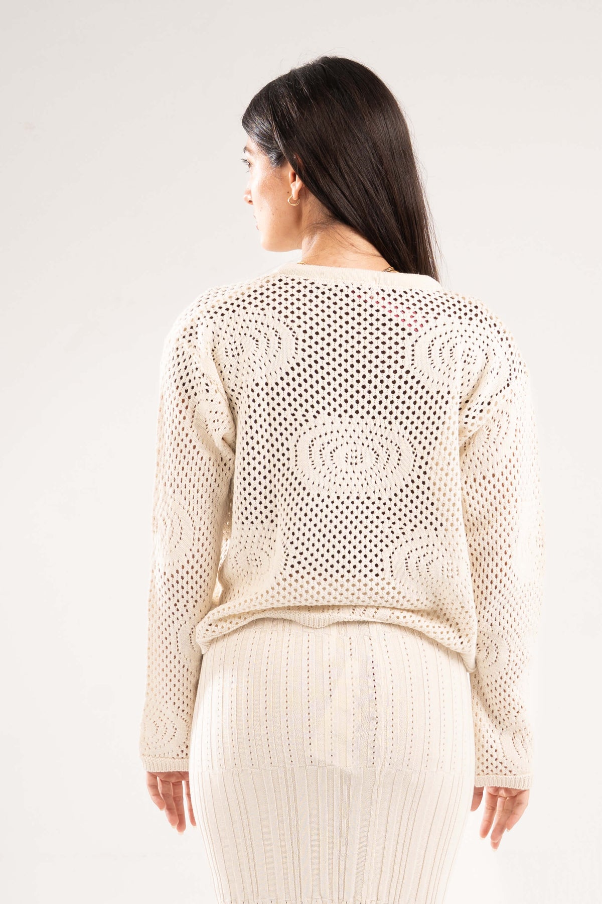 CREAMY BREEZE CROCHET STRING TOP