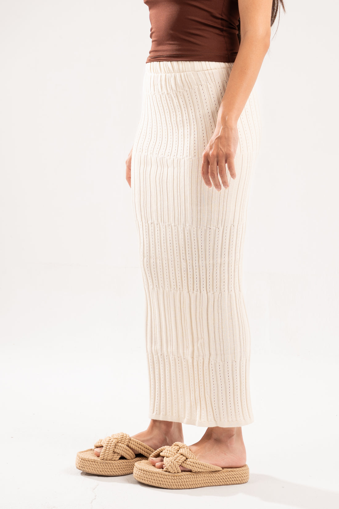 CREAMY EVERYDAY LONG KNIT SKIRT