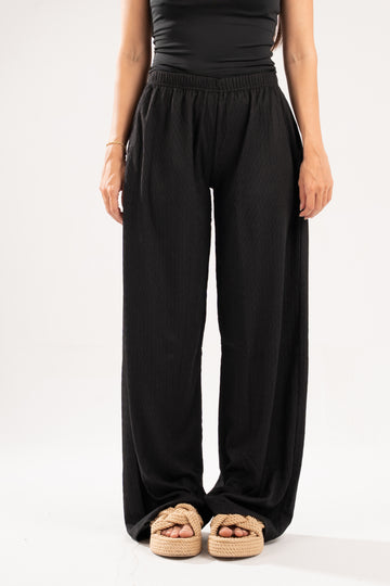 BLACK WRINKLED PANTS