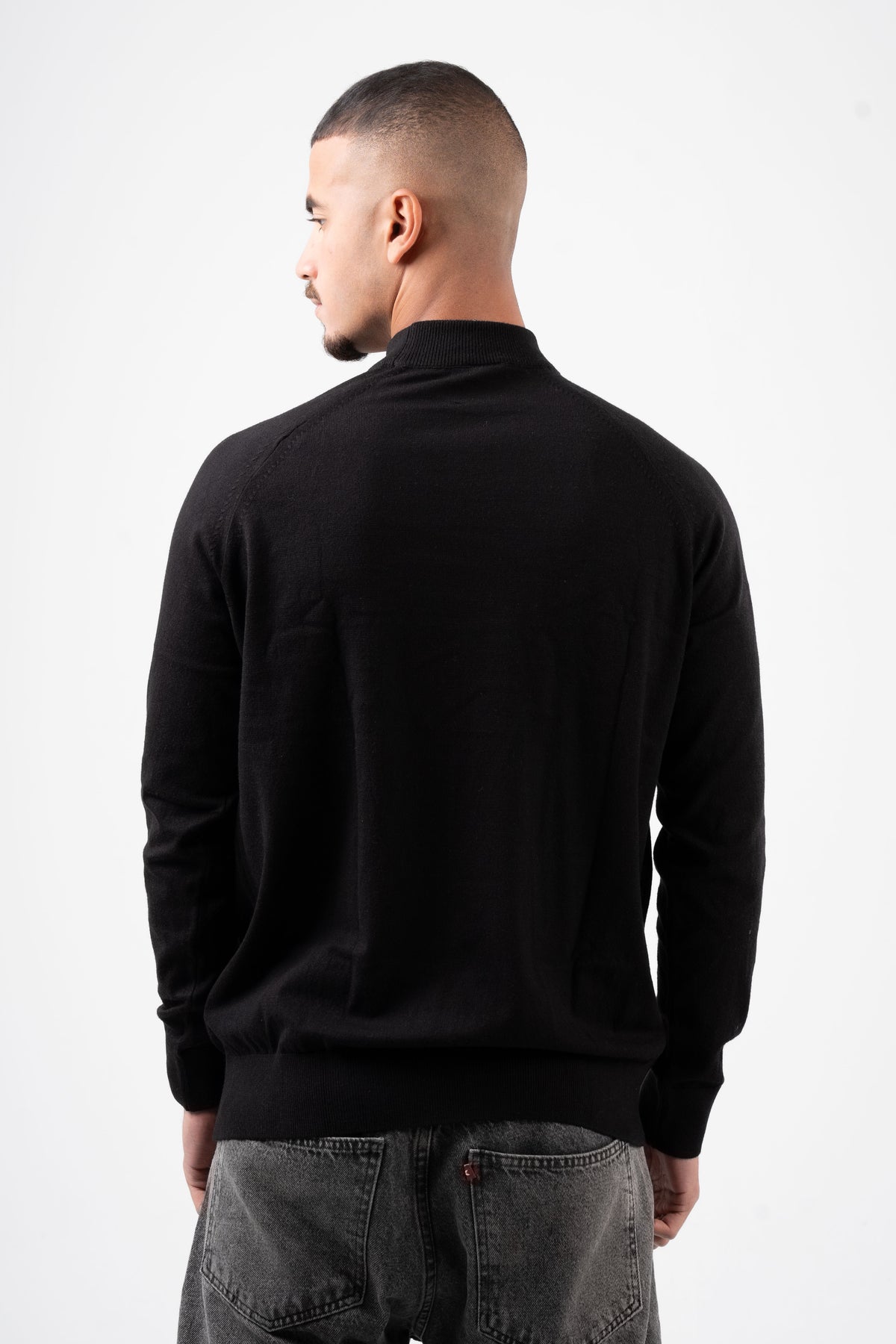 BLACK HALF COLLAR KNITTED PULLOVER