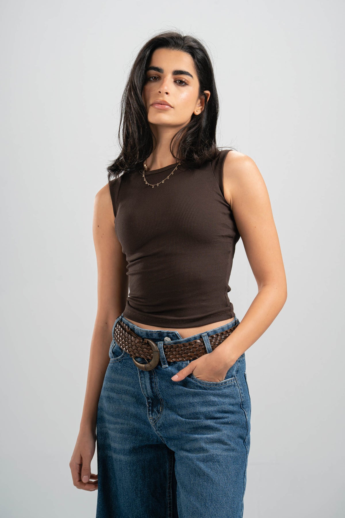 BROWN RIBBED CUT BASIC TOP