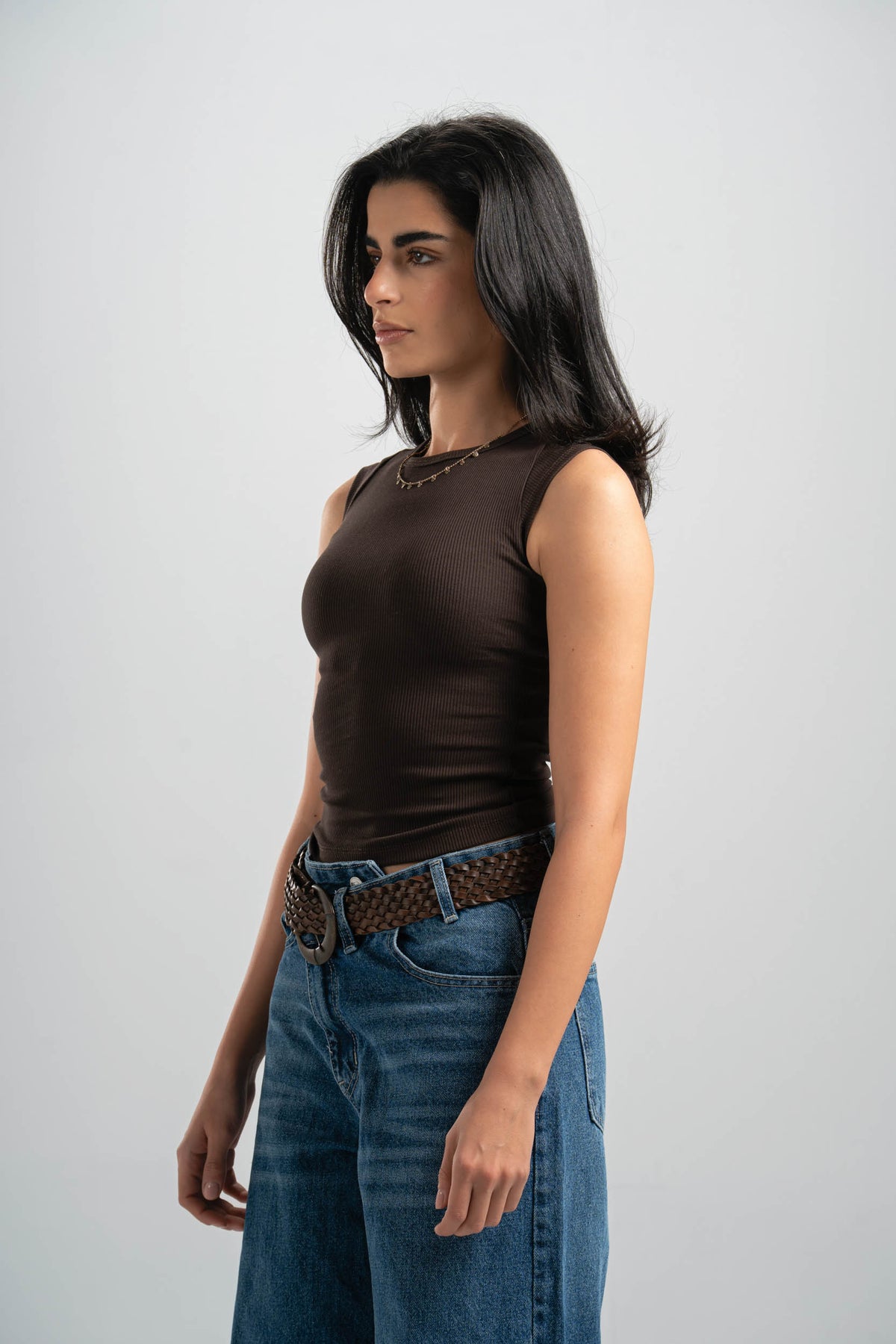 BROWN RIBBED CUT BASIC TOP