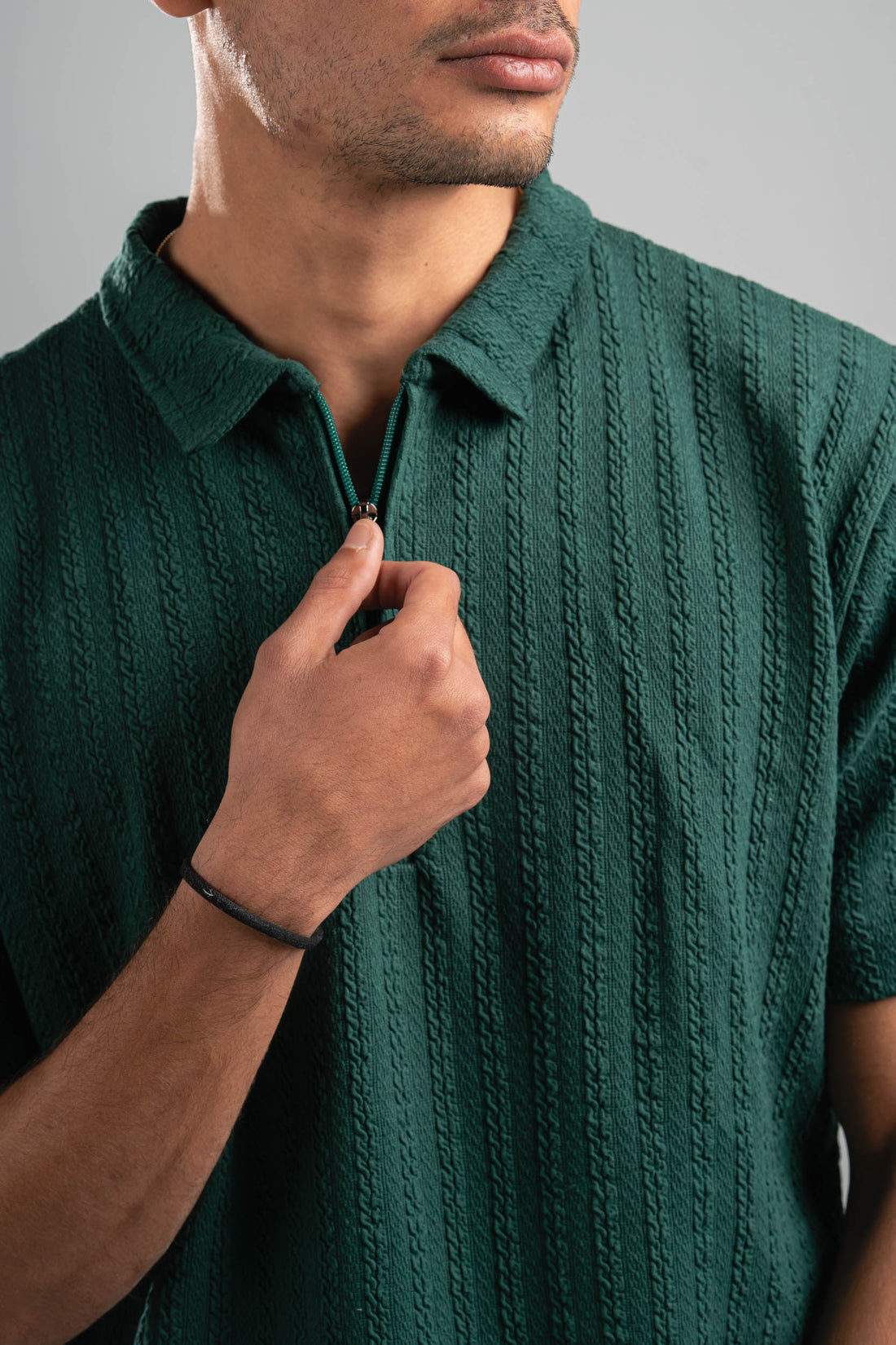 DARK GREEN BRAIDED TEXTURED ZIP UP