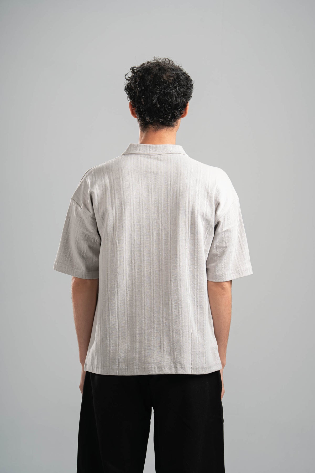 LIGHT GREY ZIP UP COLLAR TEE