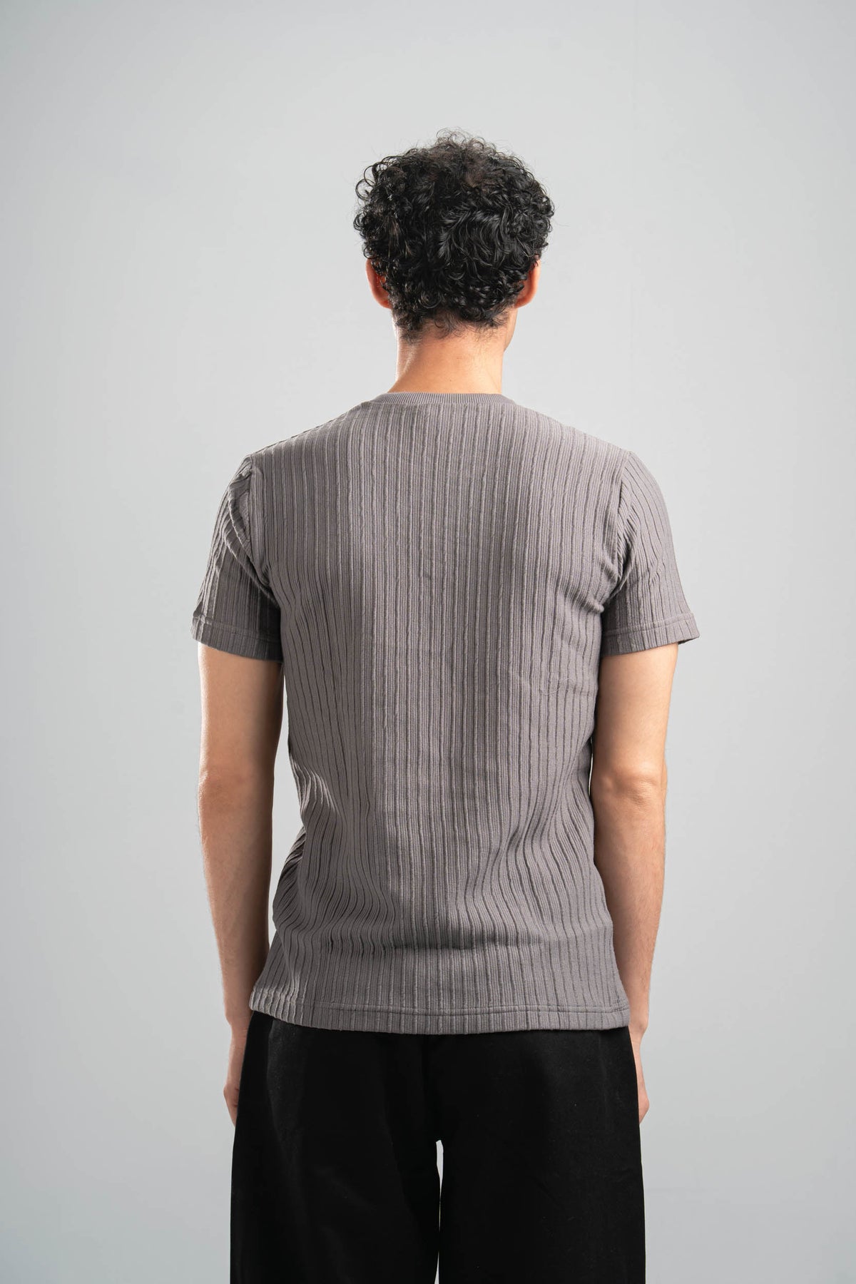 GREY WAVY PLEATED SHORT SLEEVE T-SHIRT