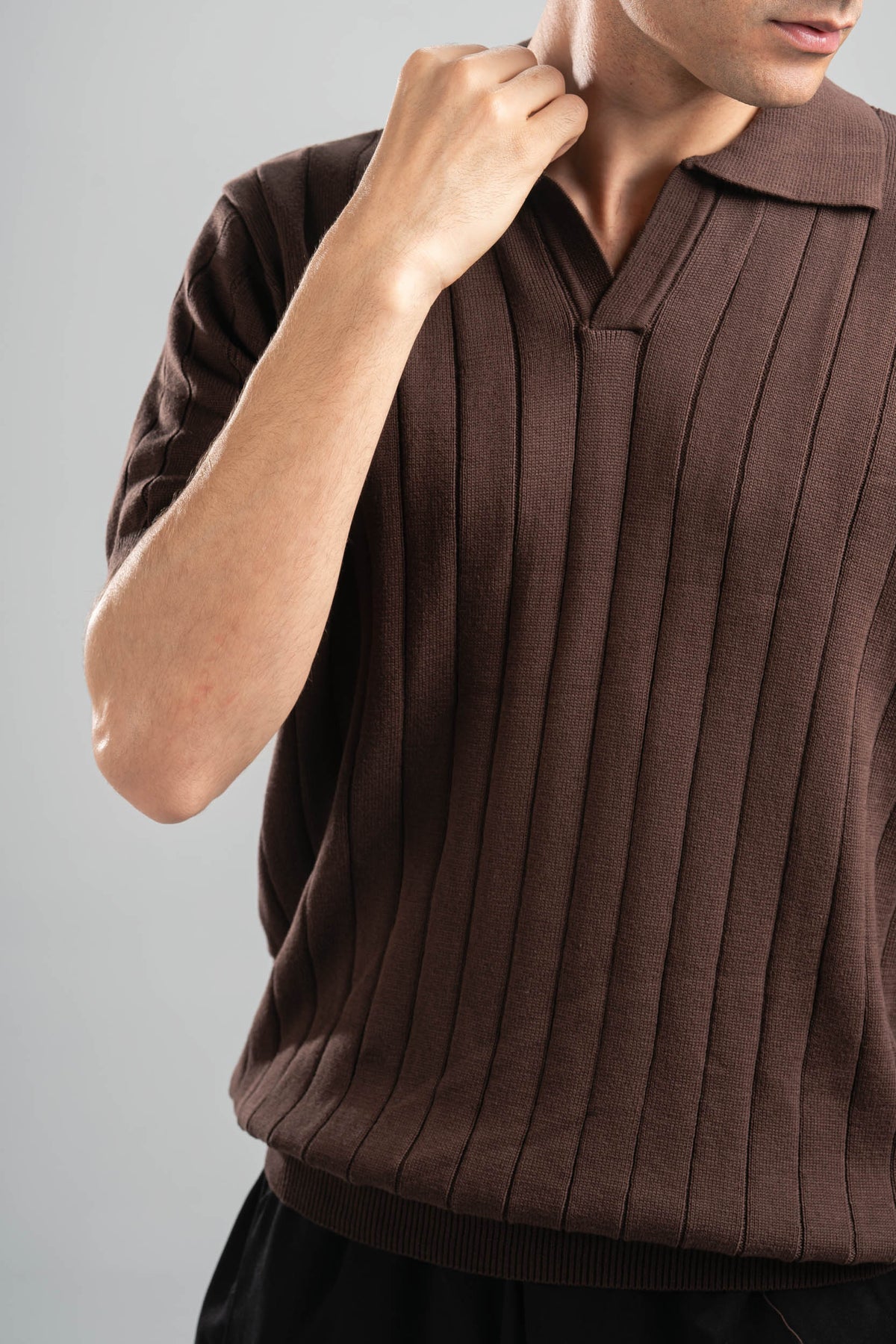 DARK BROWN EASY LINES KNIT POLO