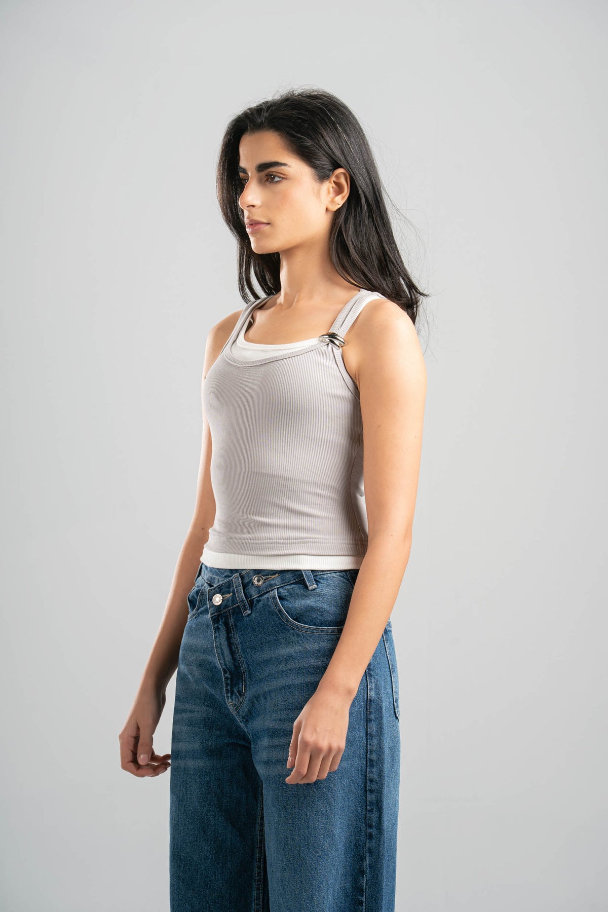 LIGHT GREY X WHITE RIBBED DOUBLE LAYER TOP WITH RING