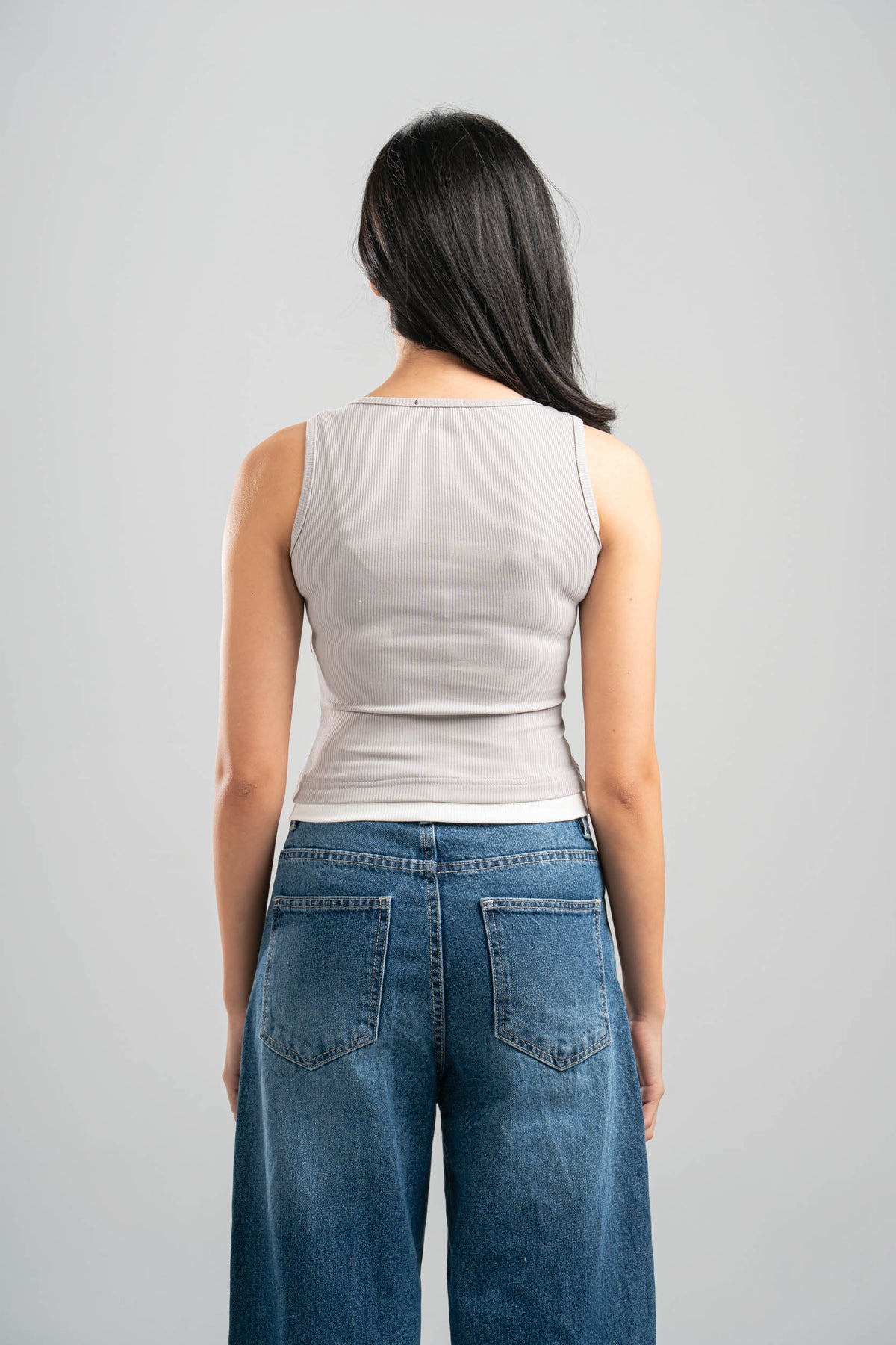 LIGHT GREY X WHITE RIBBED DOUBLE LAYER TOP WITH RING