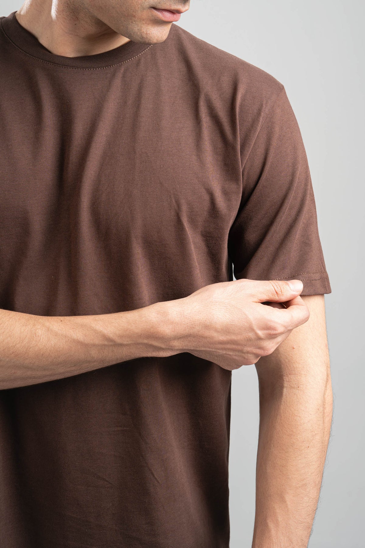 DARK BROWN REGULAR T-SHIRT