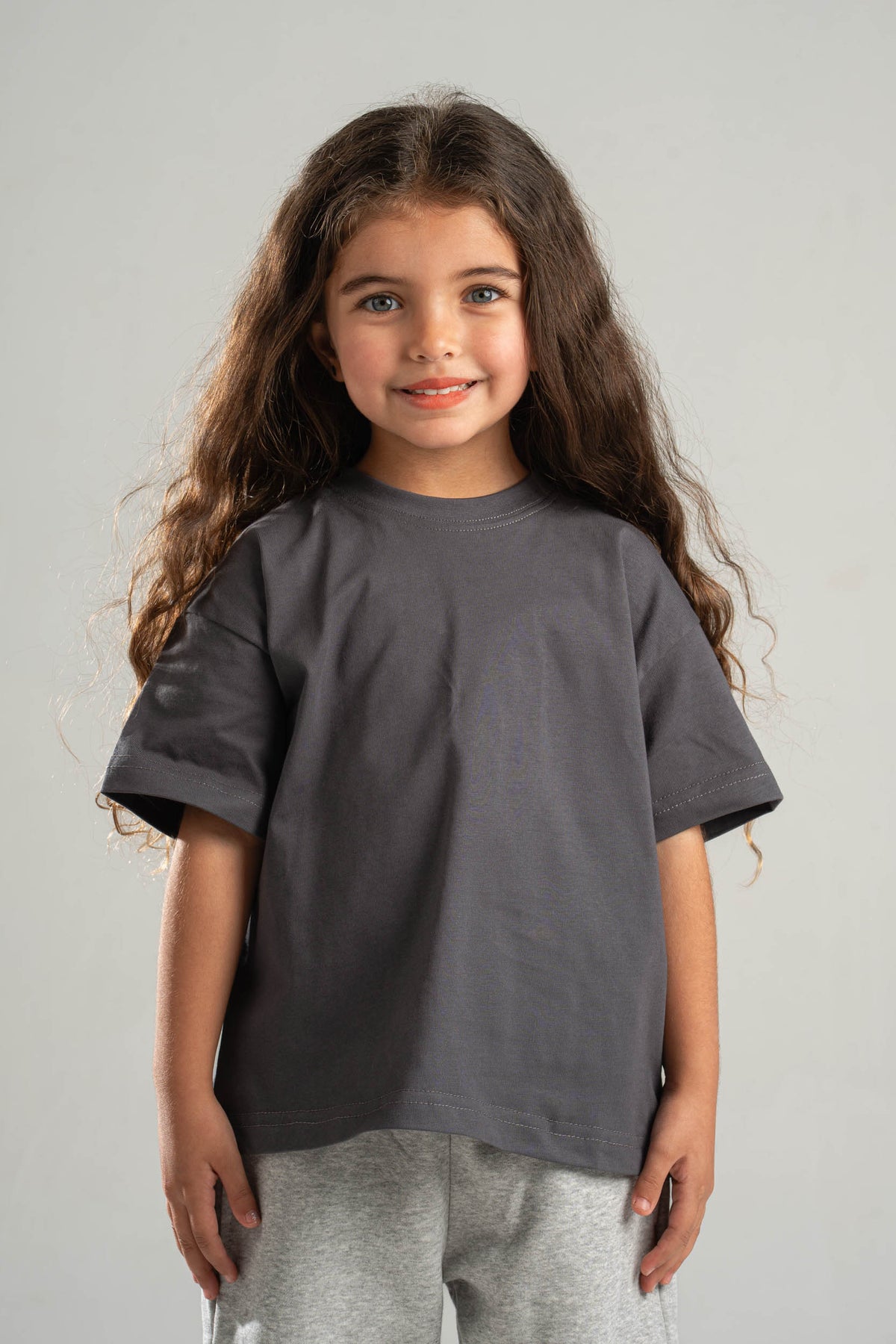 DARK GREY LITTLE ONES HEAVY WEIGHT OVERSIZED T-SHIRT