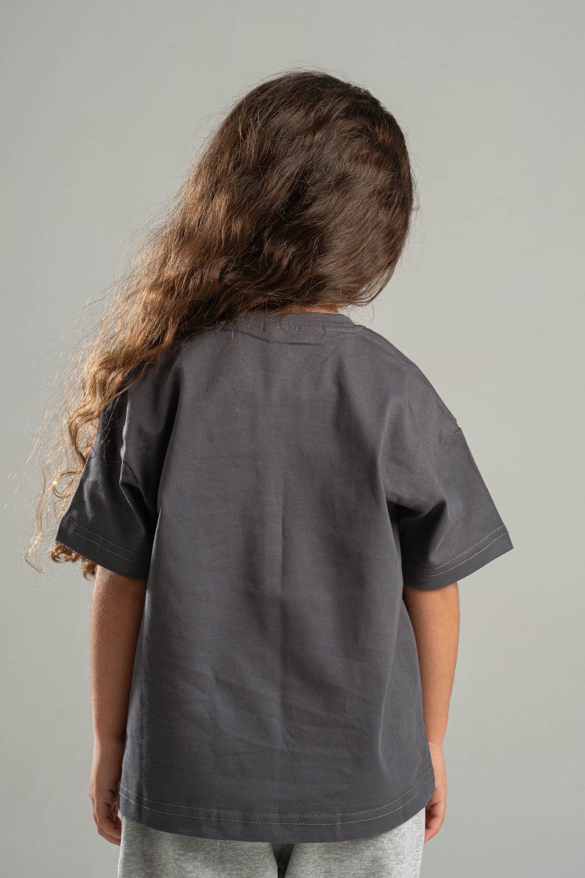 DARK GREY LITTLE ONES HEAVY WEIGHT OVERSIZED T-SHIRT