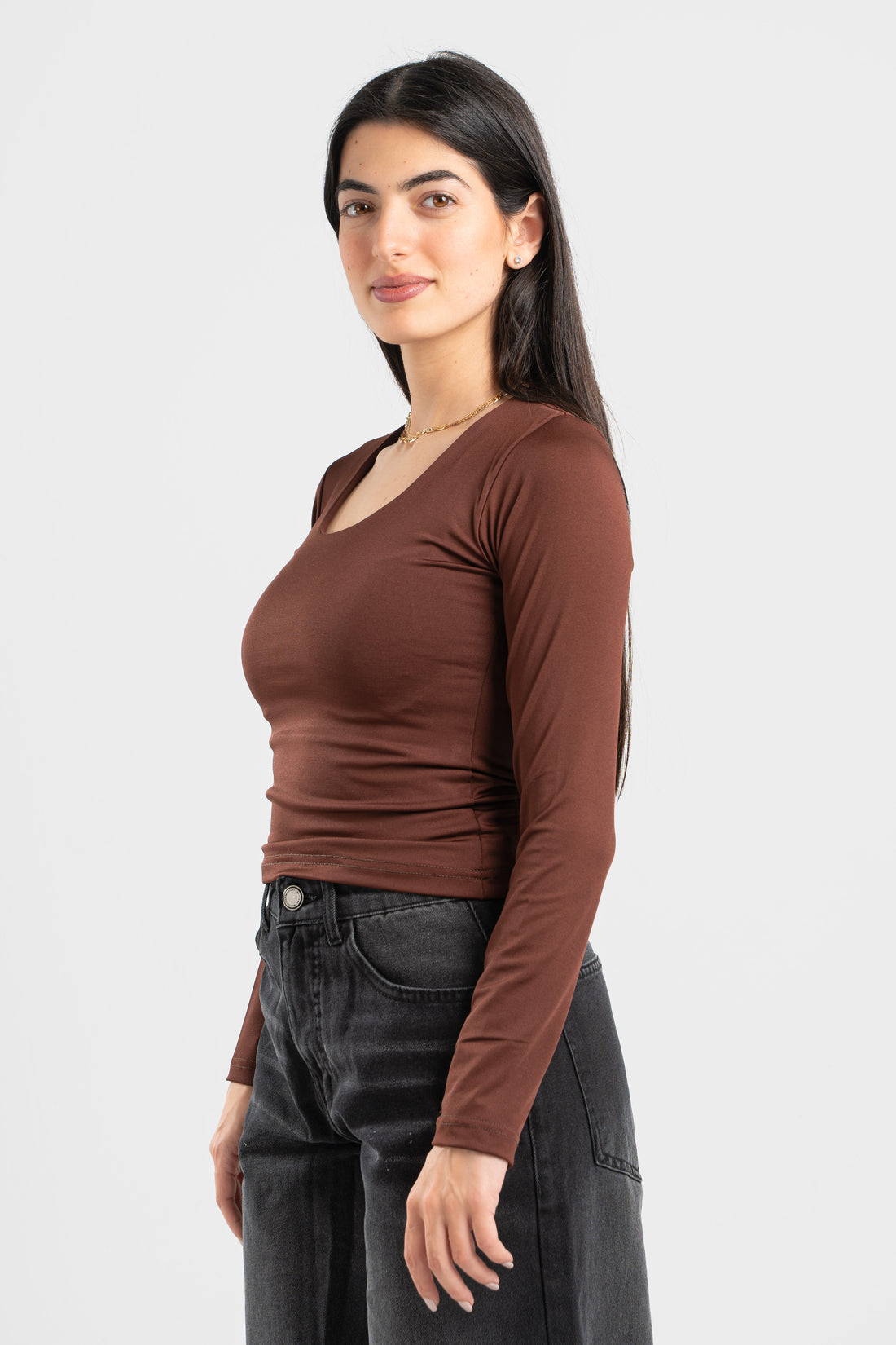 DARK BROWN LONG SLEEVES WIDE NECK TOP
