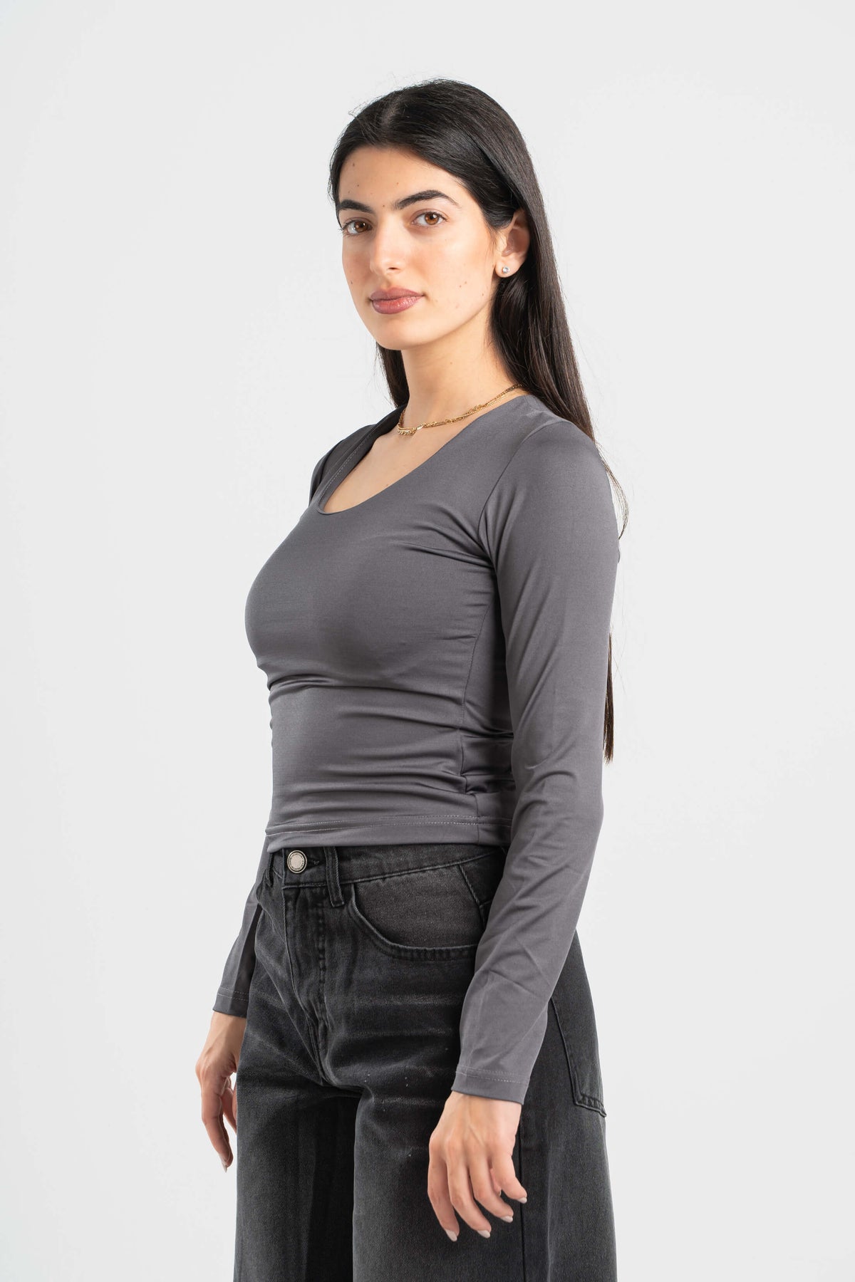 DARK GREY LONG SLEEVES WIDE NECK TOP