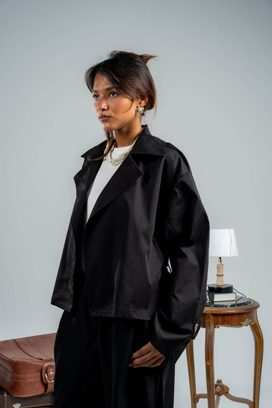 BLACK CROPPED TRENCH COAT