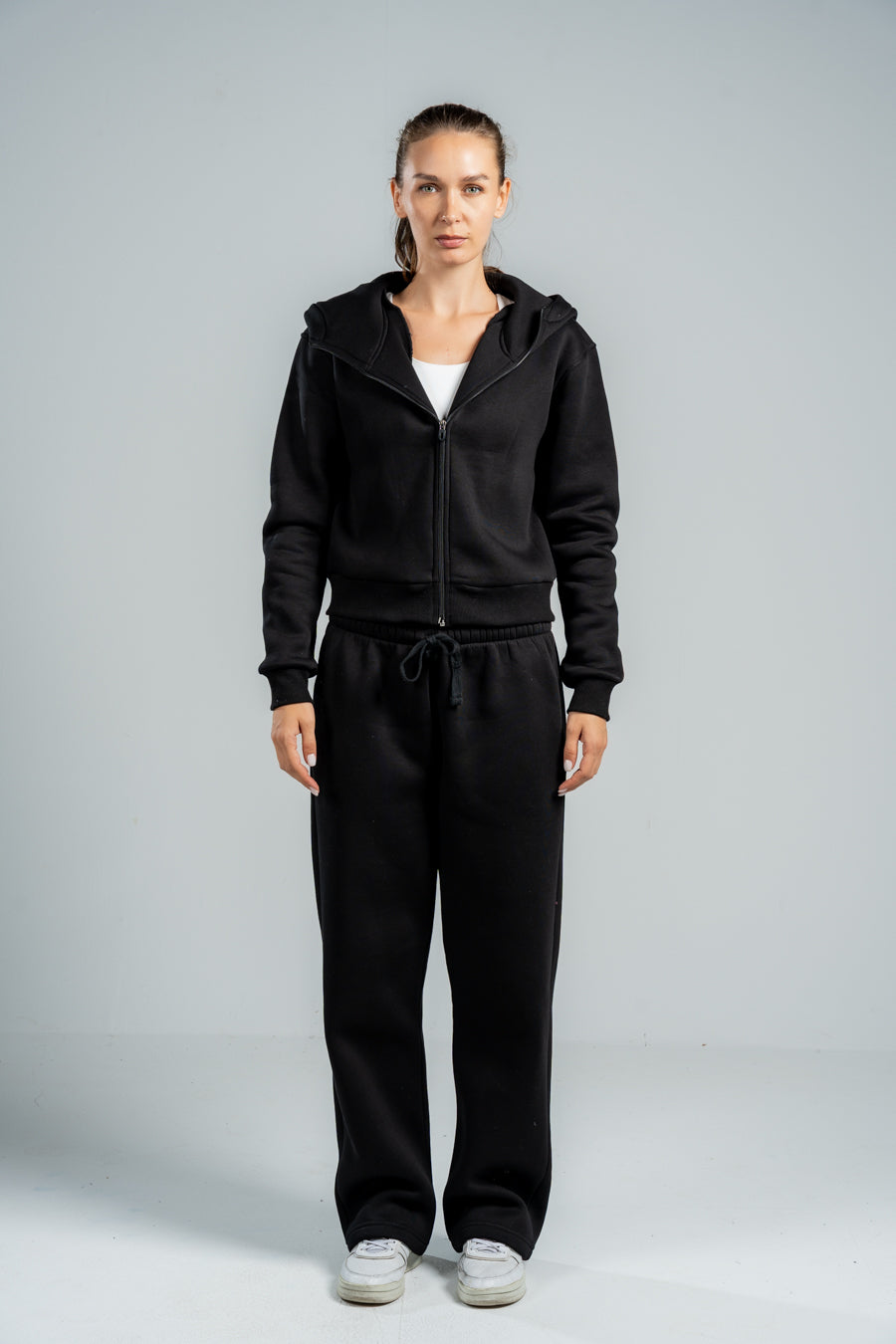 BLACK CROPPED FULL ZIPPER
