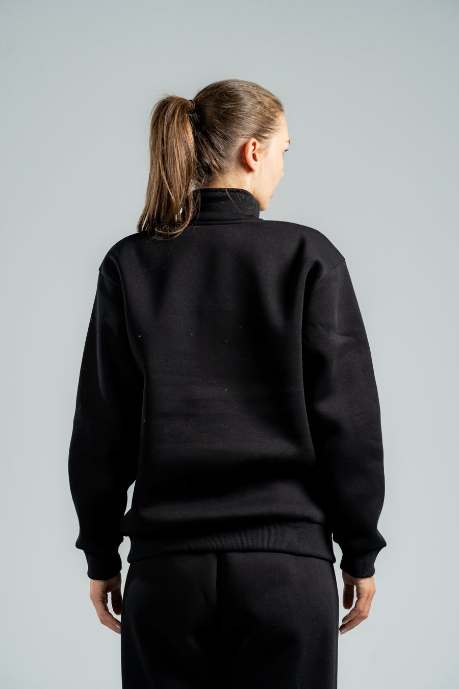 QUARTER-ZIP BLACK SWEATSHIRT