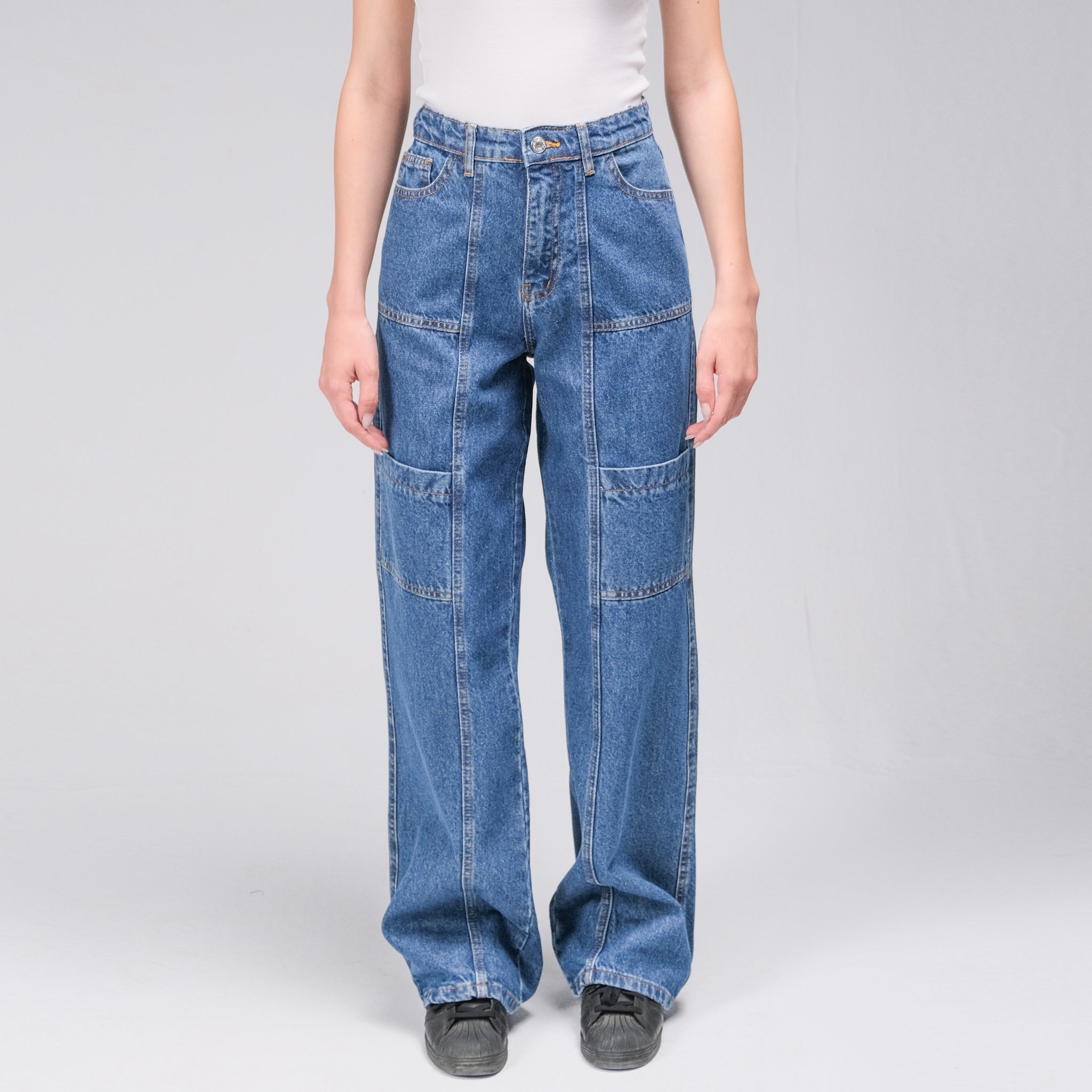 LEG BUTTONED BLUE DENIM PANTS